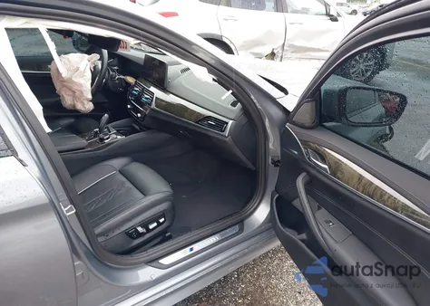 2023 BMW M550 I xDrive из США, поврежденный, VIN WBA13BK09PCL46381